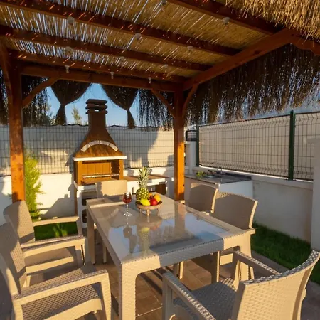 Dumi House Апартаменты Фетхие